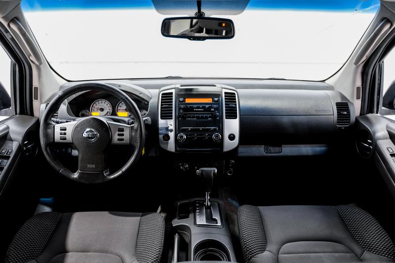 2012 Nissan Xterra PRO-4X Sport Utility 4D 19