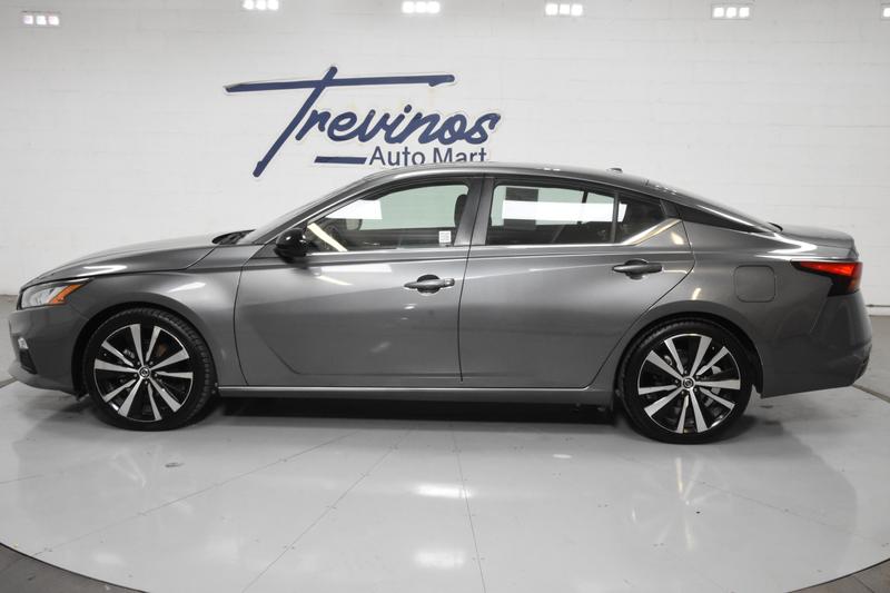 2022 Nissan Altima 2.5 SR Sedan 4D 15