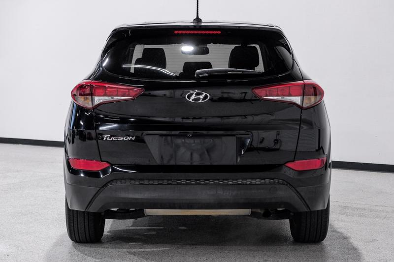 2017 Hyundai Tucson SE Sport Utility 4D 7