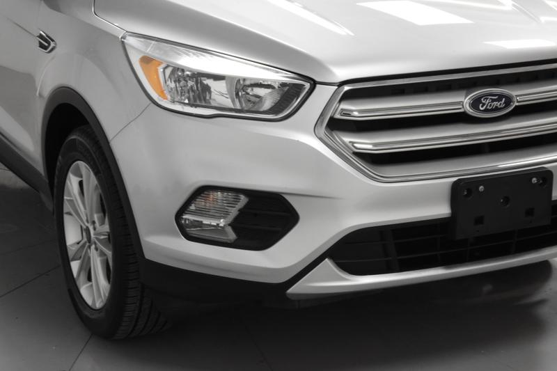 2019 Ford Escape SE Sport Utility 4D 46