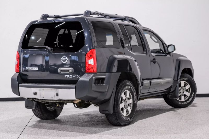 2012 Nissan Xterra PRO-4X Sport Utility 4D 6