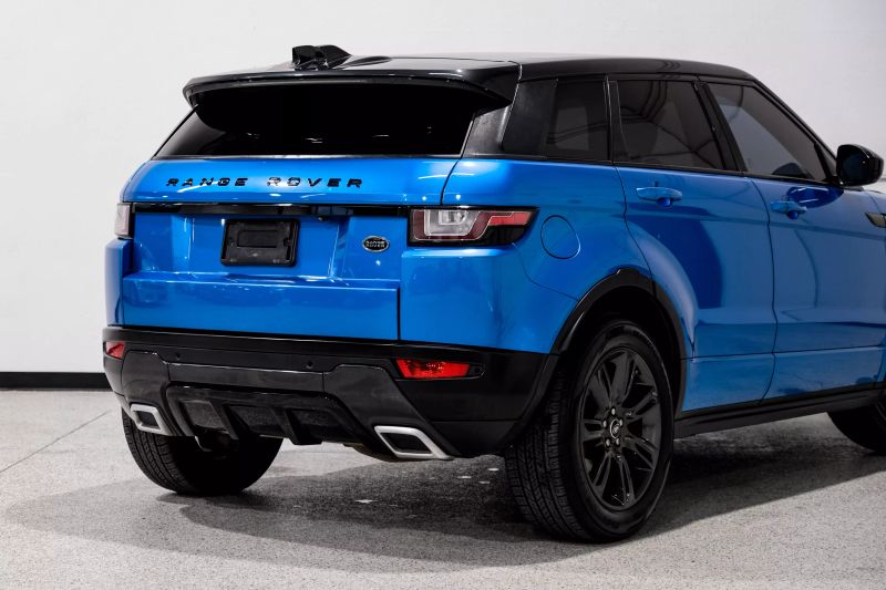 2019 Land Rover Range Rover Evoque Landmark Edition Sport Utility 4D 12