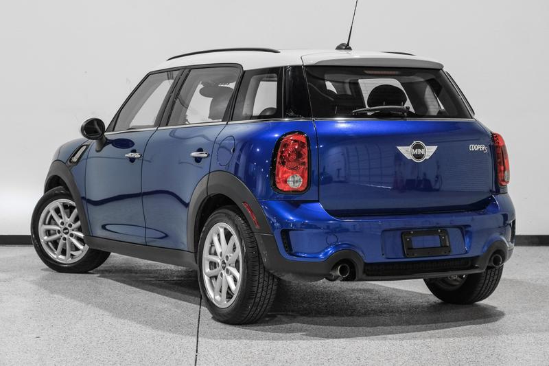 2015 MINI Countryman Cooper S Hatchback 4D 8