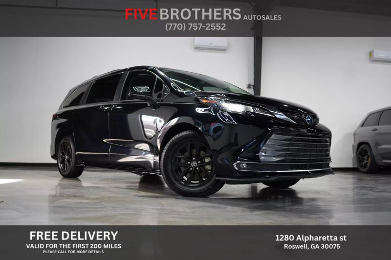 2022 Toyota Sienna XLE