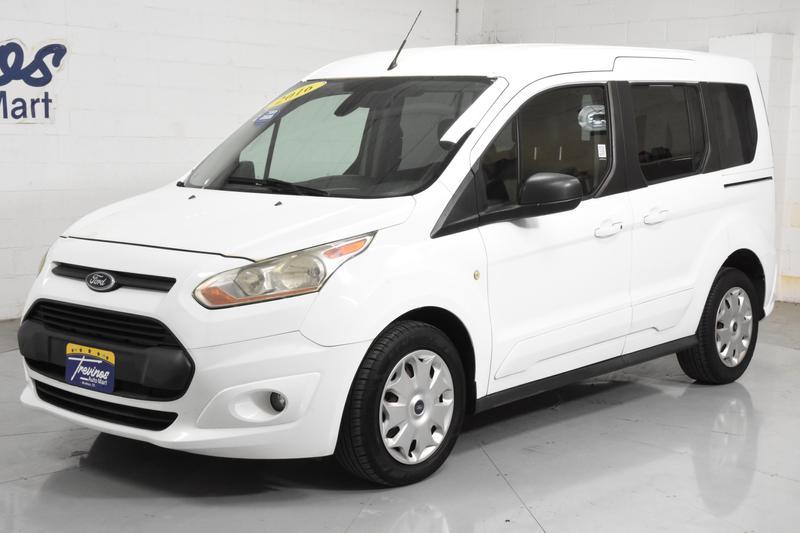 2016 Ford Transit Connect Passenger XLT Van 4D 12