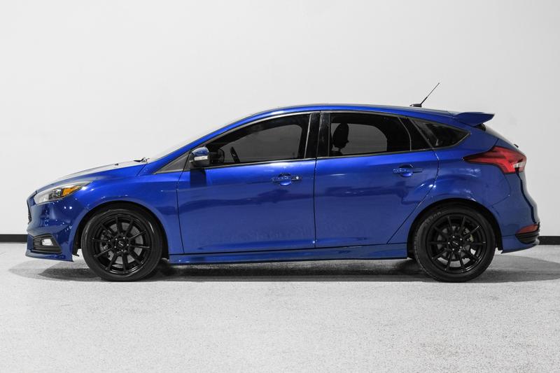 2015 Ford Focus ST Hatchback 4D 9