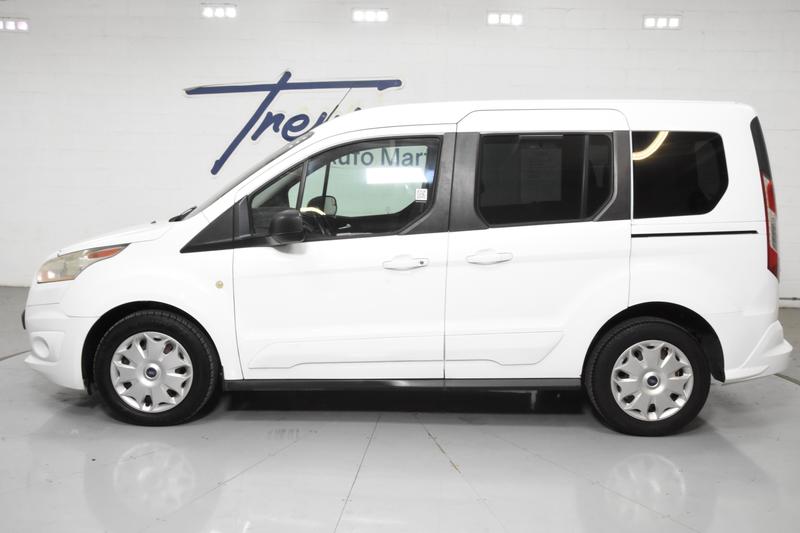 2016 Ford Transit Connect Passenger XLT Van 4D 15