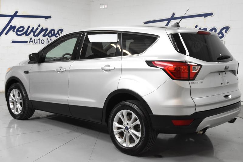 2019 Ford Escape SE Sport Utility 4D 13