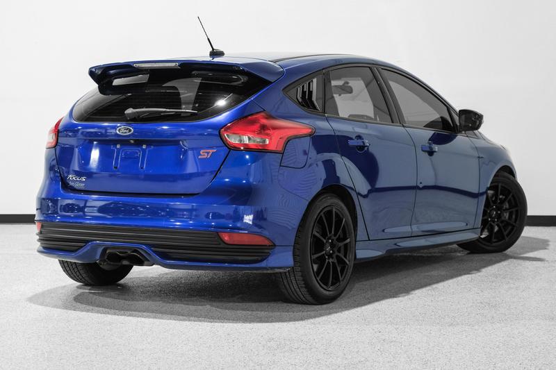 2015 Ford Focus ST Hatchback 4D 6