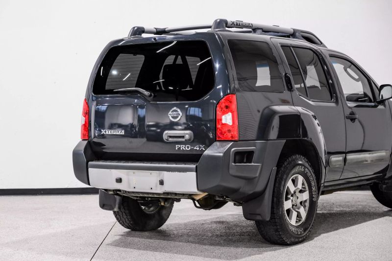 2012 Nissan Xterra PRO-4X Sport Utility 4D 12