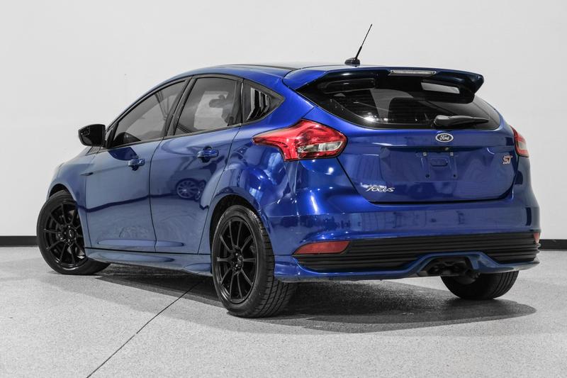 2015 Ford Focus ST Hatchback 4D 8