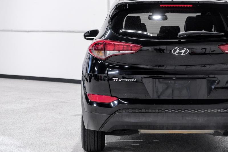 2017 Hyundai Tucson SE Sport Utility 4D 52