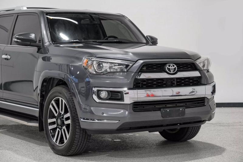 2018 Toyota 4Runner Limited Sport Utility 4D 13