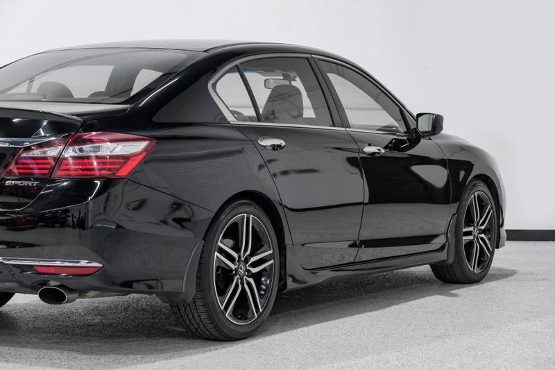 2016 Honda Accord Sport Sedan 4D 15