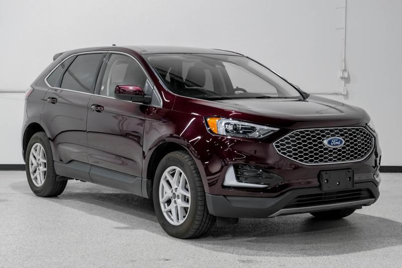 2024 Ford Edge SEL Sport Utility 4D 4