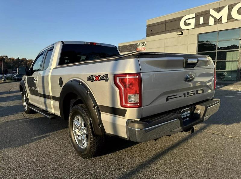 2015 Ford F150 Super Cab XLT Pickup 4D 6 1/2 ft 5