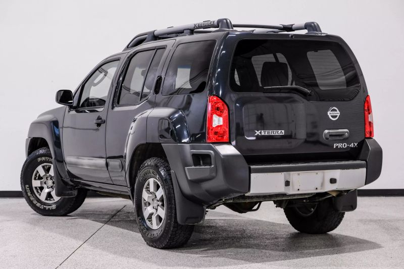 2012 Nissan Xterra PRO-4X Sport Utility 4D 8