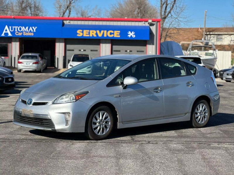 2014 Toyota Prius Plug-in Hybrid Advanced