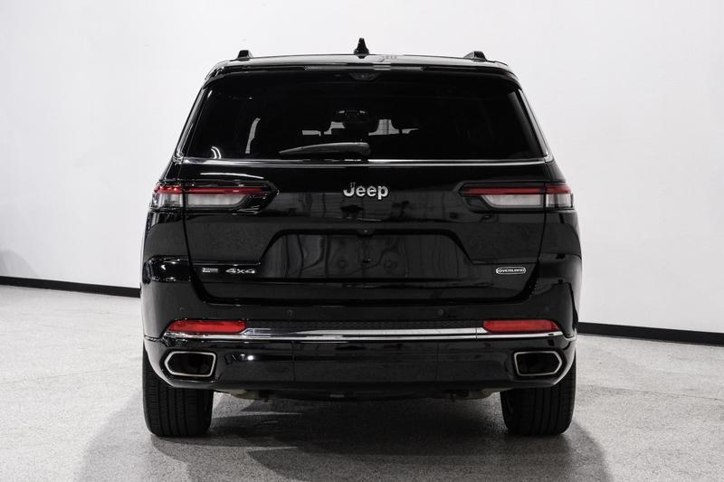 2022 Jeep Grand Cherokee L Overland Sport Utility 4D 7