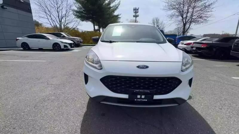 2020 Ford Escape SE Sport SUV 4D 22