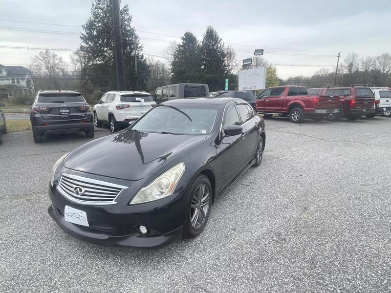 2013 INFINITI G G37x Sedan 4D 11