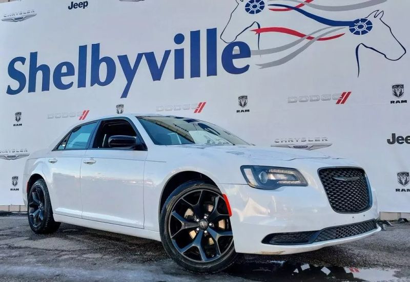 2022 Chrysler 300 Touring