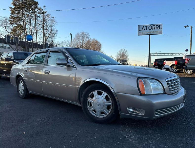 2004 Cadillac DeVille Base