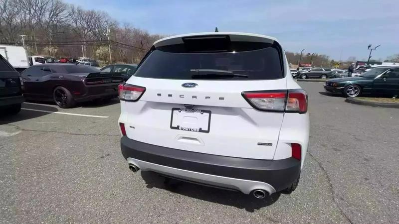 2020 Ford Escape SE Sport SUV 4D 11