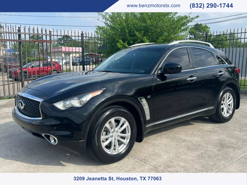 2017 Infiniti QX70 Base