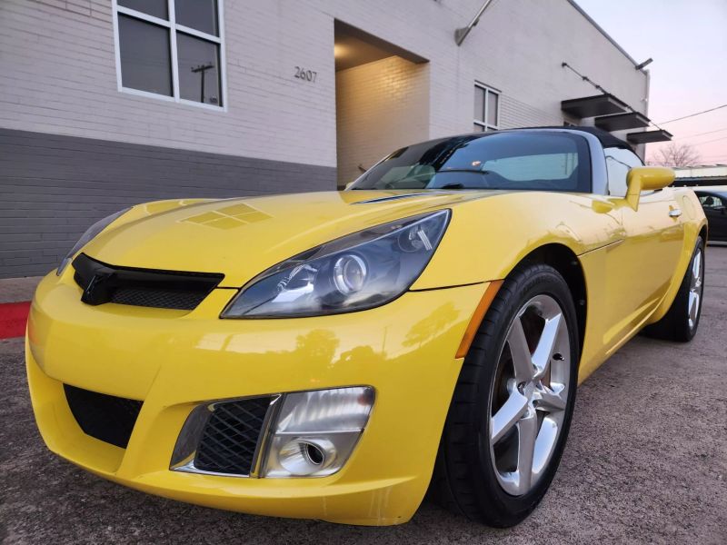 2007 Saturn Sky Red Line