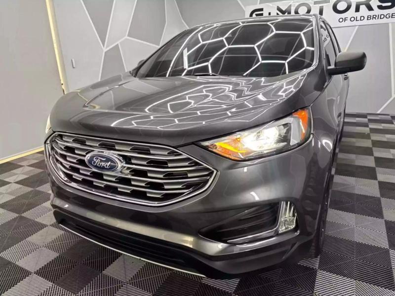 2020 Ford Edge SE Sport Utility 4D 16