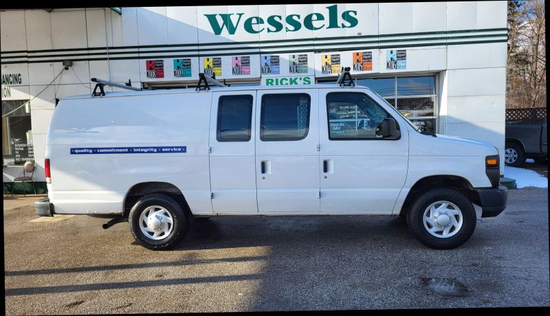2010 Ford E-Series E-250