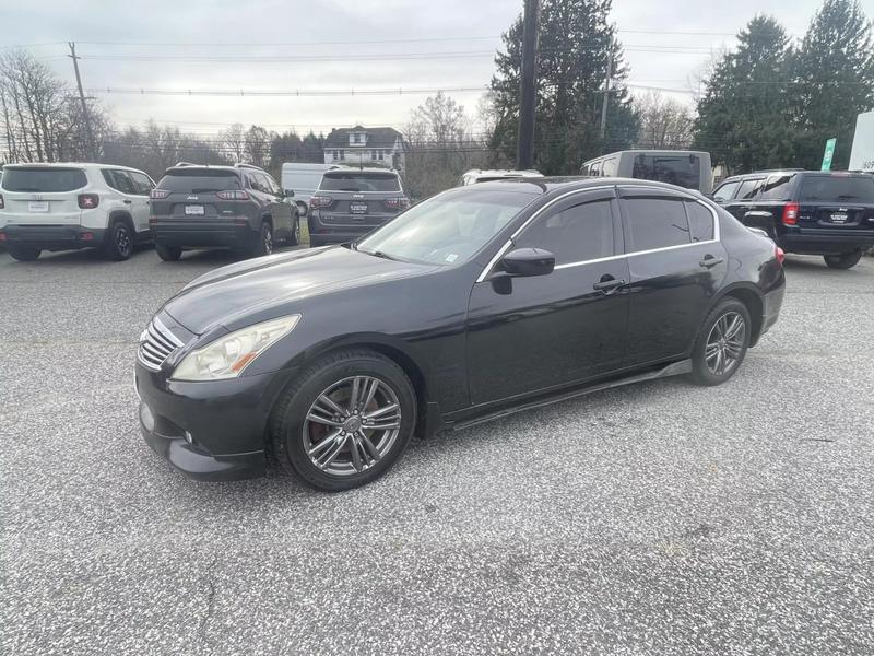 2013 INFINITI G G37x Sedan 4D 10