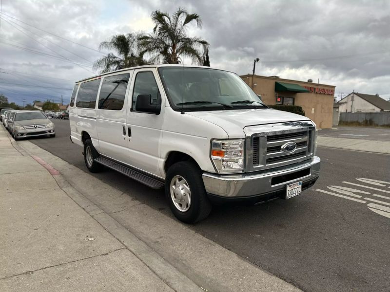 2012 Ford E-Series XLT