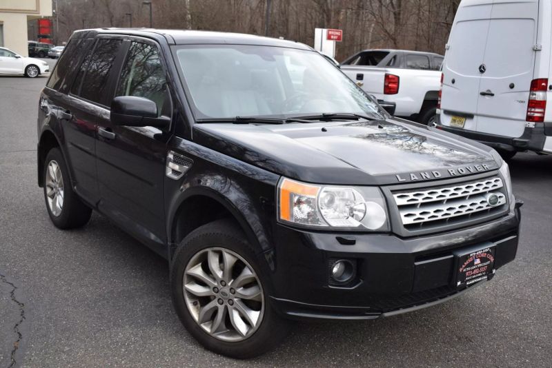 2011 Land Rover LR2 Base