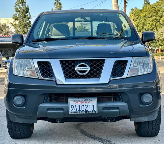 2015 Nissan Frontier SV