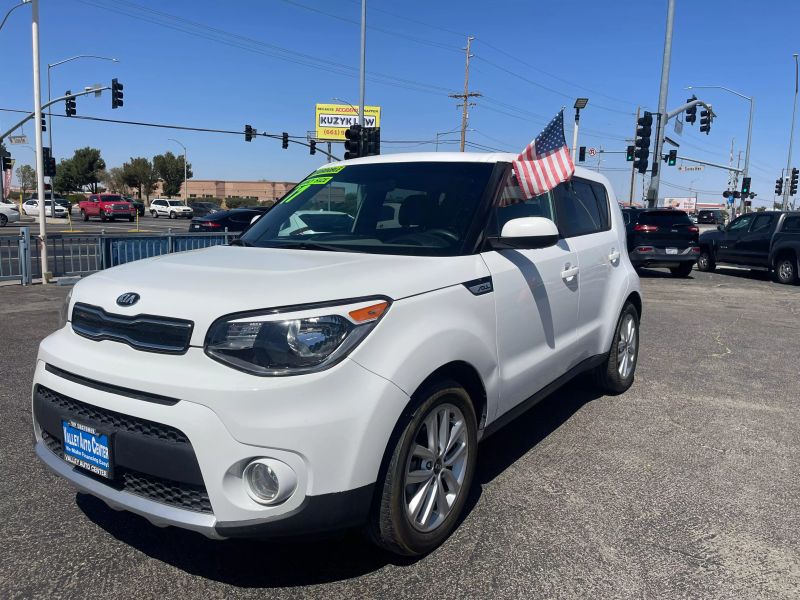 2017 Kia Soul +