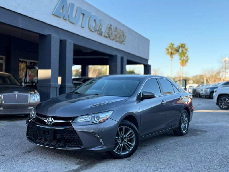 2015 Toyota Camry SE