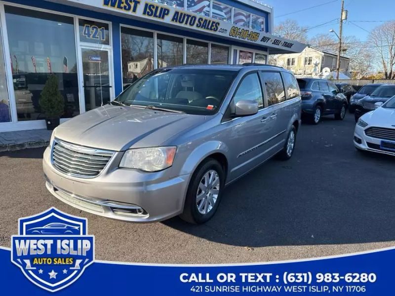 2015 Chrysler Town and Country Touring