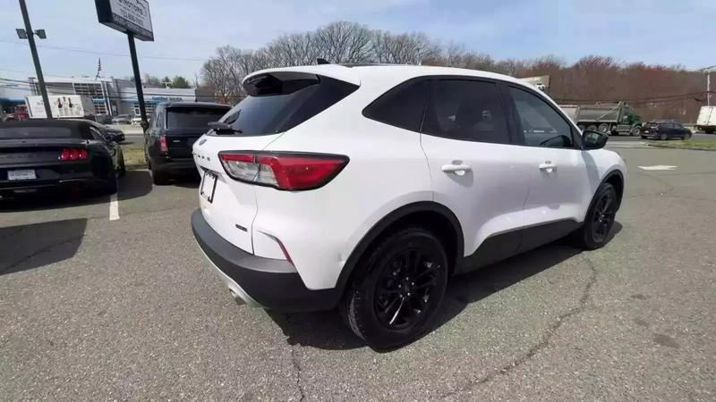 2020 Ford Escape SE Sport SUV 4D 13