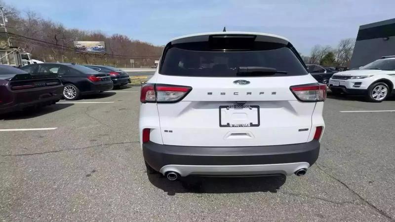 2020 Ford Escape SE Sport SUV 4D 10