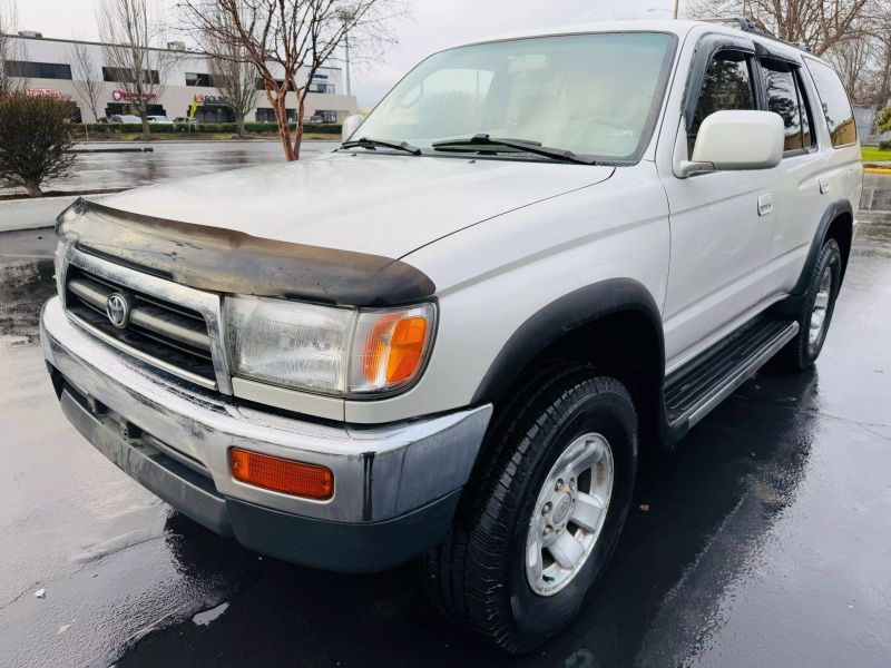 1998 Toyota 4Runner SR5