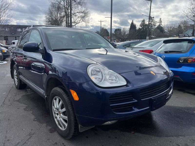 2005 Porsche Cayenne Base