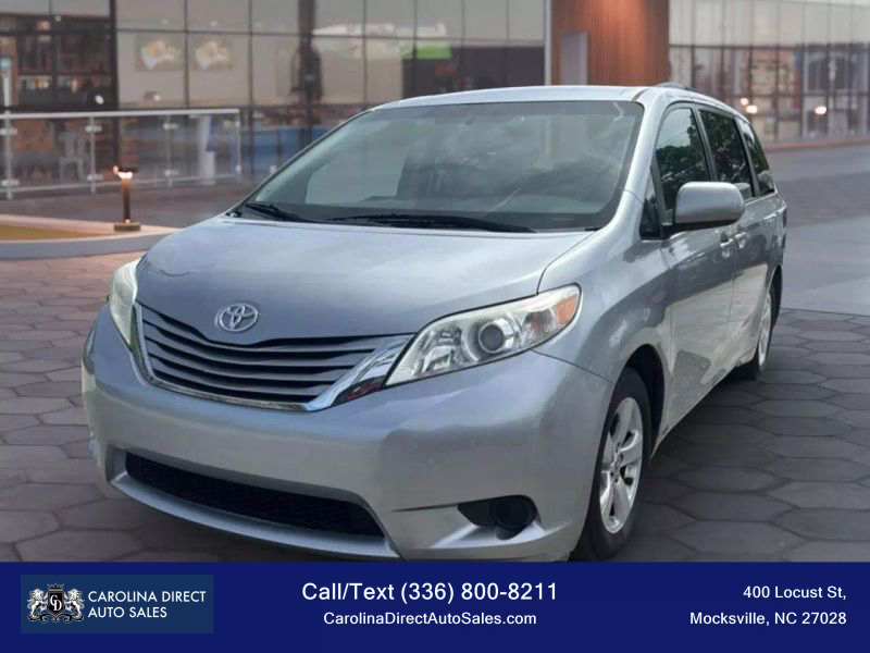 2017 Toyota Sienna LE