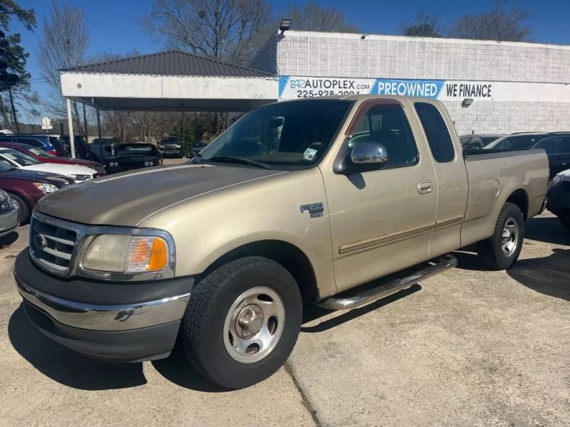 2000 Ford F-150 Base