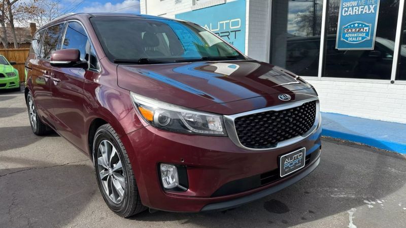 2016 Kia Sedona SX