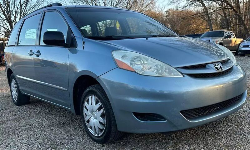 2006 Toyota Sienna CE