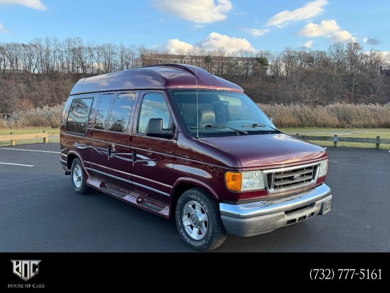 2005 Ford E-150 Commercial