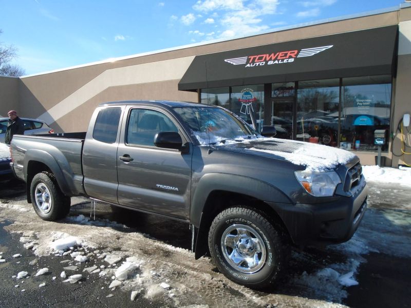 2014 Toyota Tacoma Base