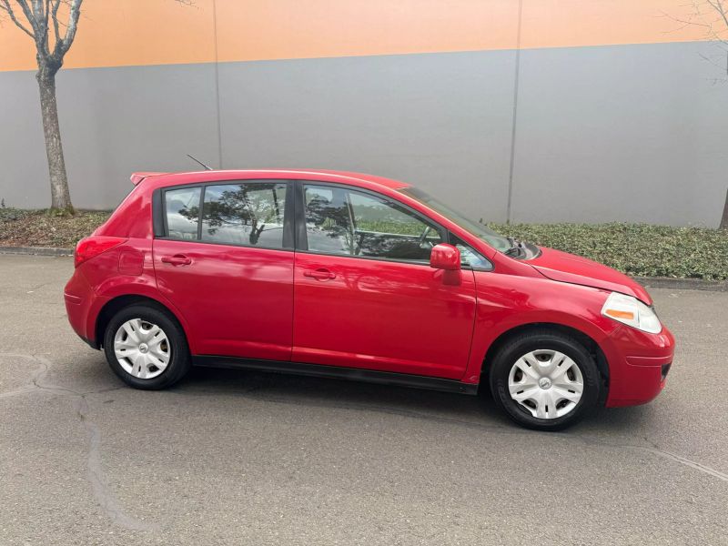 2012 Nissan Versa 1.8 S
